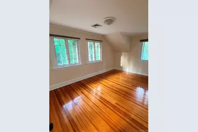 6 Tower Rd, Glen Cove, NY 11542 - Photo 10