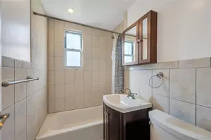 75 Edwards St, Roslyn Heights, NY 11577 - Photo 14