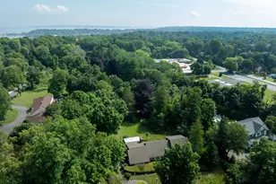 209 Southdown Rd, Lloyd Harbor, NY 11743 - Photo 4