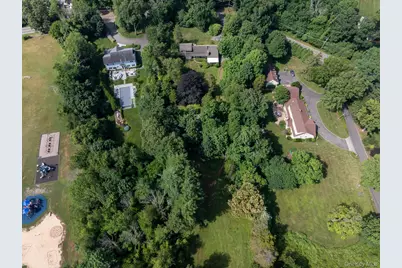 209 Southdown Road, Lloyd Harbor, NY 11743 - Photo 14