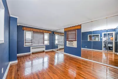 12135 Milburn Street, Springfield Gardens, NY 11413 - Photo 6