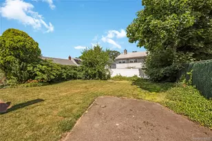 121-35 Milburn St, Springfield Gardens, NY 11413 - Photo 28