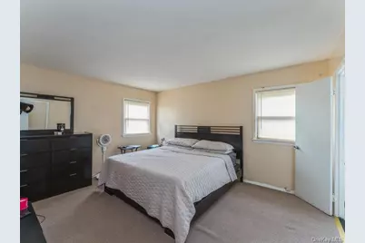 235-36 148th Avenue, Rosedale, NY 11422 - Photo 22