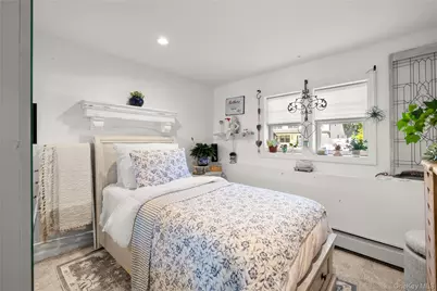 857 Milligan Lane, West Islip, NY 11795 - Photo 10