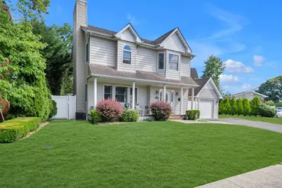 146 Melville Road, Farmingdale, NY 11735 - Photo 24