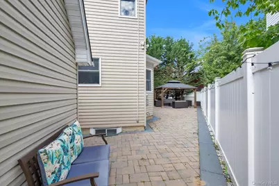146 Melville Road, Farmingdale, NY 11735 - Photo 22