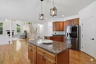 83 St Andrews Ln, Hopewell Junction, NY 12533 - Photo 6
