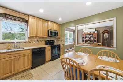 12 Wilmont Turn, Coram, NY 11727 - Photo 12
