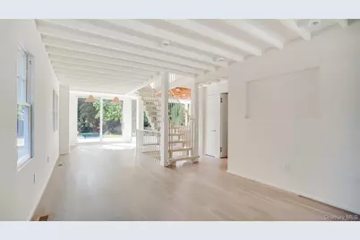 149 Accabonac Road, East Hampton, NY 11937 - Photo 8