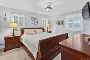 9 Carrol Pl, Greenlawn, NY 11740 - Photo 10