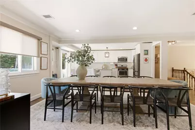 3 Del Place, Hauppauge, NY 11788 - Photo 12