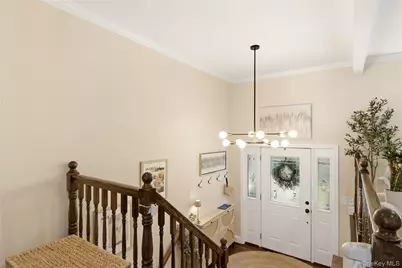 3 Del Place, Hauppauge, NY 11788 - Photo 6