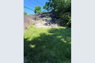 18 Orange Avenue, Suffern, NY 10901 - Photo 12