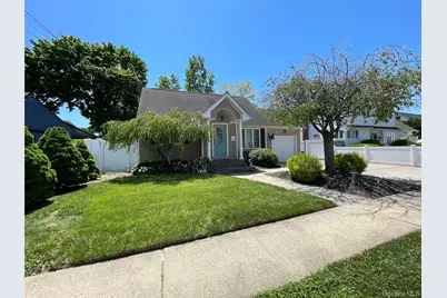36 34th Street, Copiague, NY 11726 - Photo 1