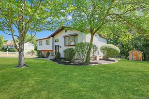 168 Orchid Dr, Pearl River, NY 10965 - Photo 2