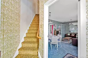 42-01 Newtown Rd, Astoria, NY 11103 - Photo 4