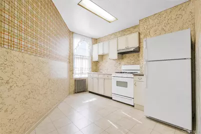 4201 Newtown Road, Astoria, NY 11103 - Photo 10