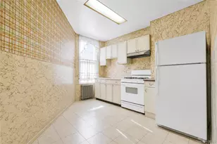 42-01 Newtown Rd, Astoria, NY 11103 - Photo 10