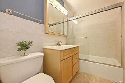 101 Lincoln Avenue #4K, Mineola, NY 11501 - Photo 14