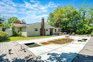 15 Edwin Ave, Patchogue, NY 11772 - Photo 6