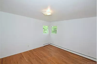 27 Naples Avenue, Central Islip, NY 11722 - Photo 22