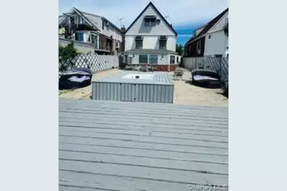 9404 157th Avenue, Howard Beach, NY 11414 - Photo 2