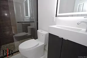 18 Cove Ln, Brooklyn, NY 11234 - Photo 16