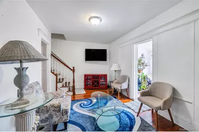 10530 Van Wyck Expressway, Richmond Hill, NY 11419 - Photo 16