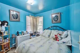 1 Hale Pl, Roosevelt, NY 11575 - Photo 10