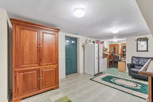 1 Hale Pl, Roosevelt, NY 11575 - Photo 16