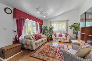 1 Hale Pl, Roosevelt, NY 11575 - Photo 4