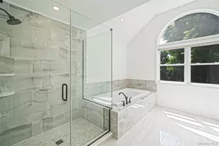 17 Esplanade Dr, Patchogue, NY 11772 - Photo 24