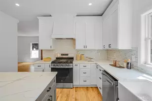 17 Esplanade Dr, Patchogue, NY 11772 - Photo 12