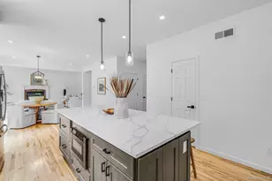 17 Esplanade Dr, Patchogue, NY 11772 - Photo 10