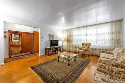 1201 Neill Avenue, Bronx, NY 10461 - Photo 4