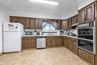 1201 Neill Avenue, Bronx, NY 10461 - Photo 6