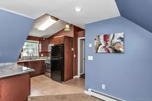 9 Deep Ln, Wantagh, NY 11793 - Photo 22