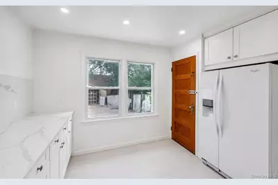 9419 96th Street, Ozone Park, NY 11416 - Photo 8