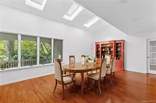 54 Dix Woods Dr, Melville, NY 11747 - Photo 6