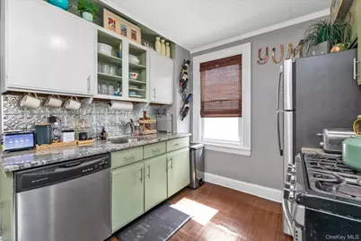 348 Hendrickson Avenue, Valley Stream, NY 11580 - Photo 8