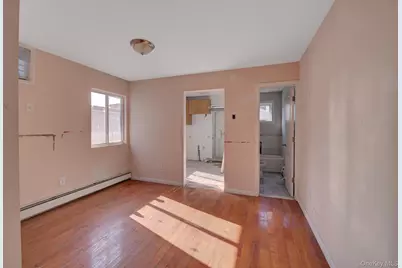 142-16 116th Avenue, Jamaica, NY 11436 - Photo 8