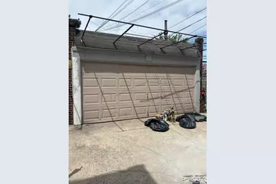 3220 81st Street, East Elmhurst, NY 11370 - Photo 18