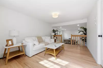 902 Old Medford Avenue, Medford, NY 11763 - Photo 6