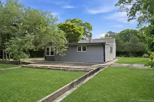 902 Old Medford Ave, Medford, NY 11763 - Photo 4