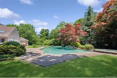 1319 Auerbach Avenue, Hewlett, NY 11557 - Photo 26