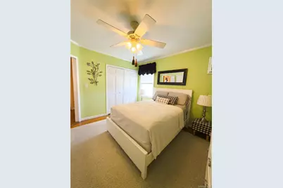 2 Irvington Street, Valley Stream, NY 11581 - Photo 18