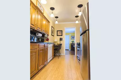 2 Irvington Street, Valley Stream, NY 11581 - Photo 8