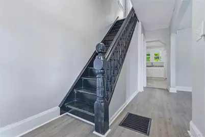 70 Vandeusen Street, Kingston, NY 12401 - Photo 4