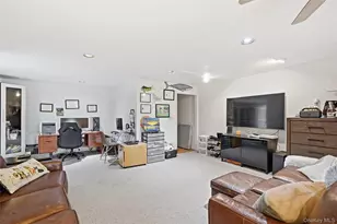 4 Cumberland Ct, Peekskill, NY 10566 - Photo 8
