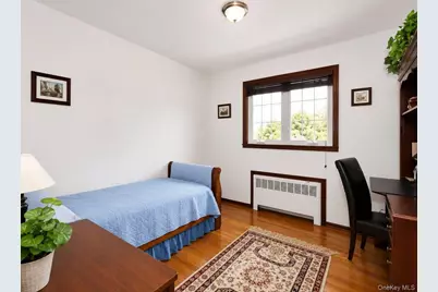 360 Terrace Avenue, Garden City, NY 11530 - Photo 8